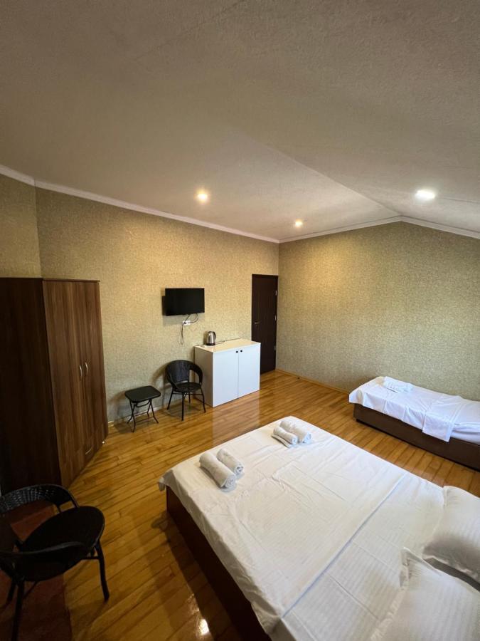 Twins Guest House 바투미 외부 사진